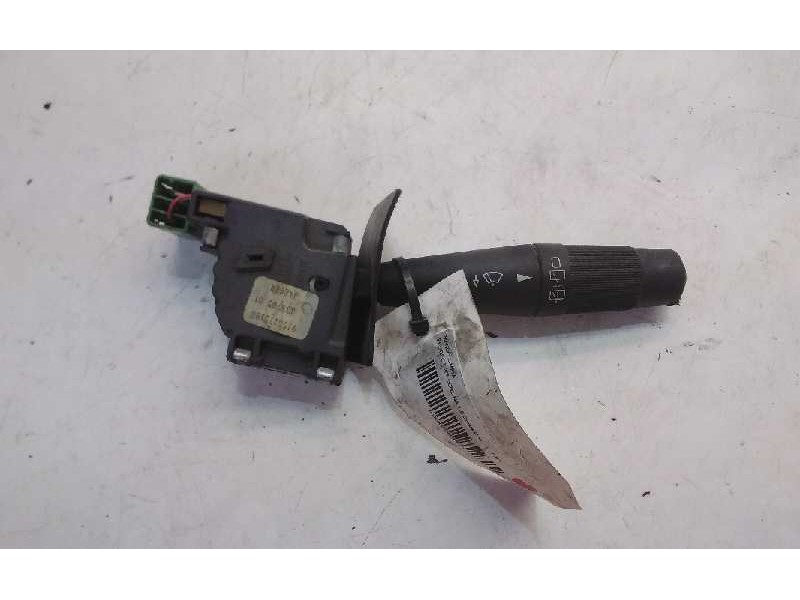 Recambio de mando limpia para peugeot 205 berlina 1.8 diesel cat referencia OEM IAM 9753275580  