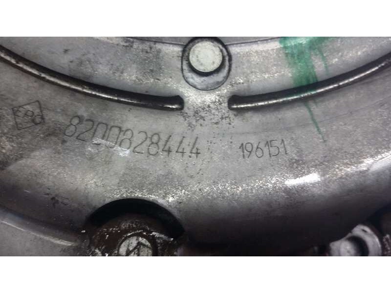 Recambio de prensa embrague para renault trafic combi (ab 4.01) 2.0 dci diesel cat referencia OEM IAM 8200828444  