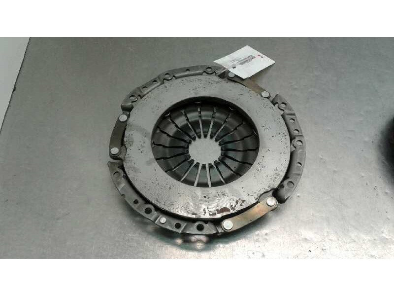 Recambio de kit embrague para nissan juke (f15) 1.6 16v referencia OEM IAM   