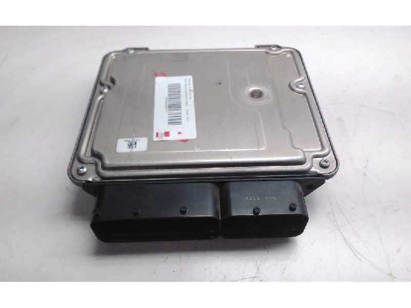 Recambio de centralita motor uce para opel insignia berlina edition referencia OEM IAM 55577619  