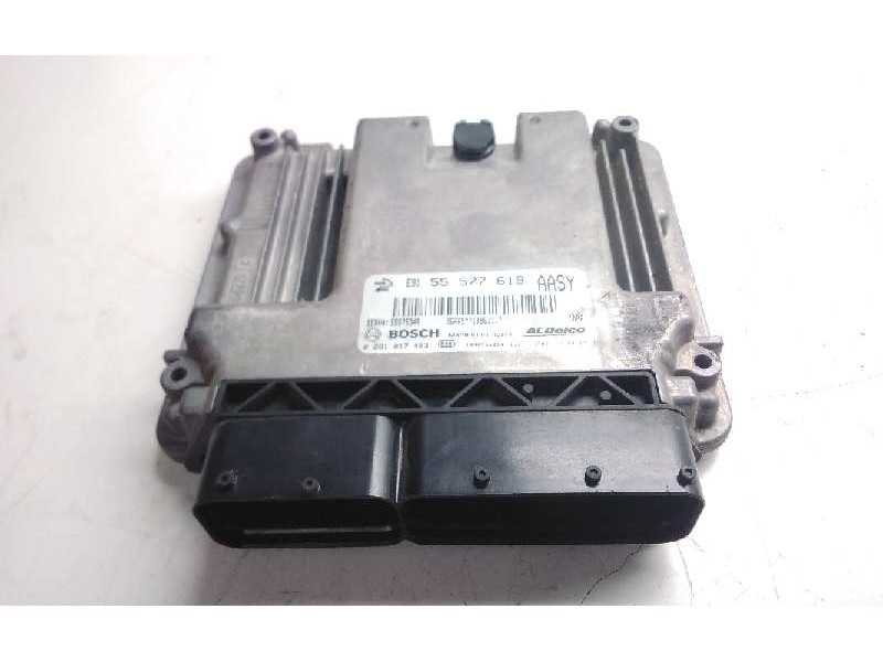 Recambio de centralita motor uce para opel insignia berlina edition referencia OEM IAM 55577619  