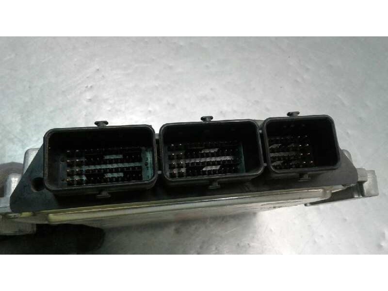 Recambio de centralita motor uce para renault laguna grandtour iii dynamique referencia OEM IAM 281015323 293 8200946162
