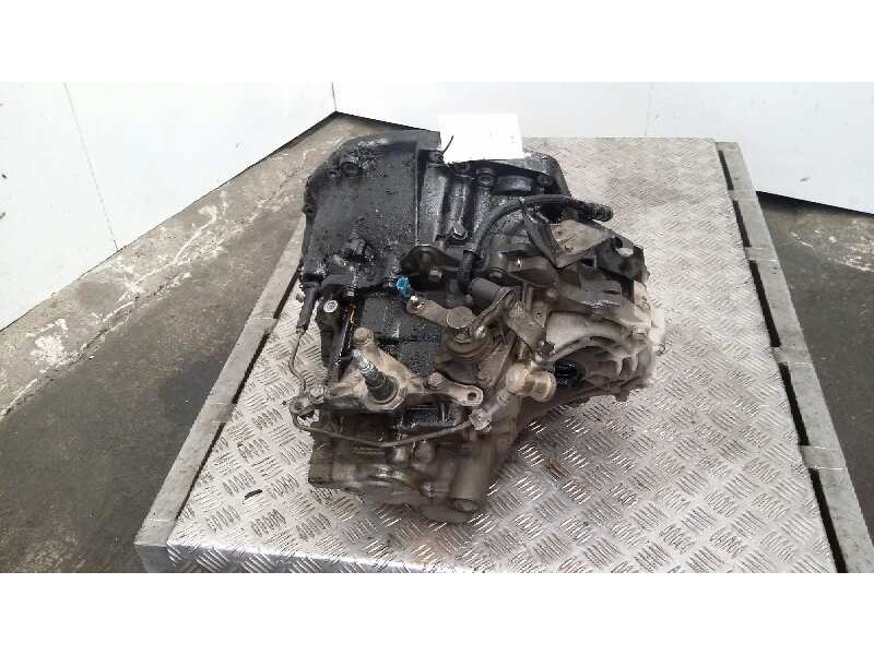 Recambio de caja cambios para renault megane ii familiar 1.9 dci diesel referencia OEM IAM NDO001  