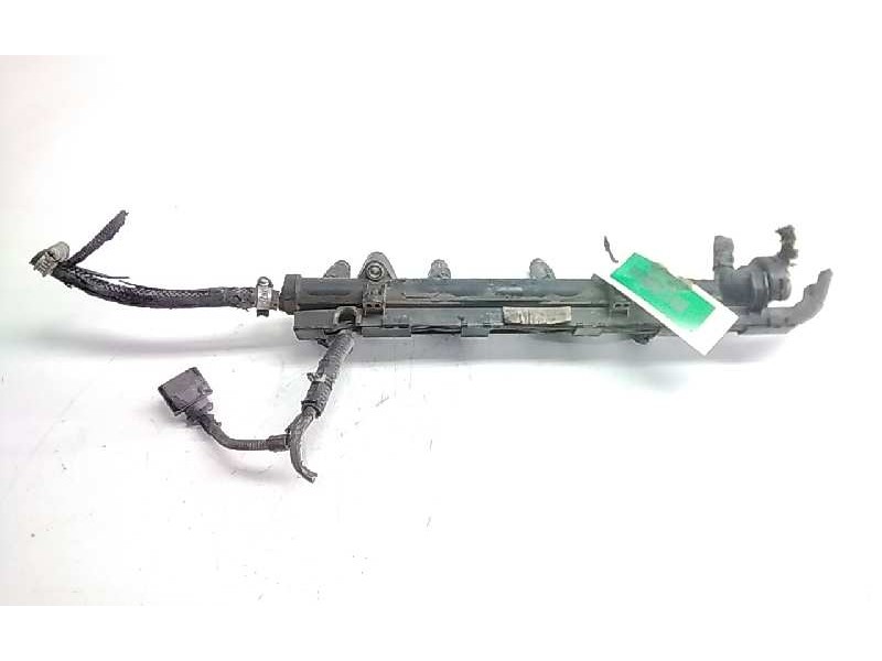 Recambio de rampa inyectora para seat ibiza (6k) passion referencia OEM IAM 030133319L  