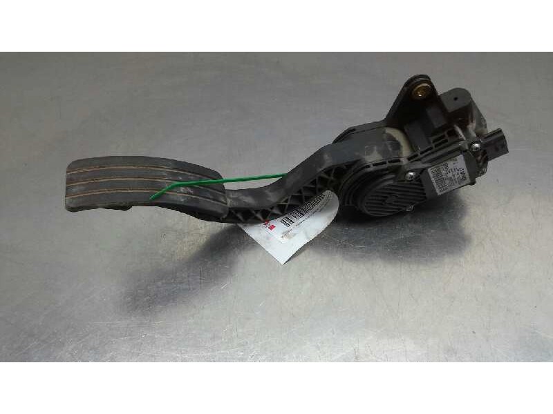Recambio de pedal acelerador para renault laguna grandtour iii dynamique referencia OEM IAM 180050001R  