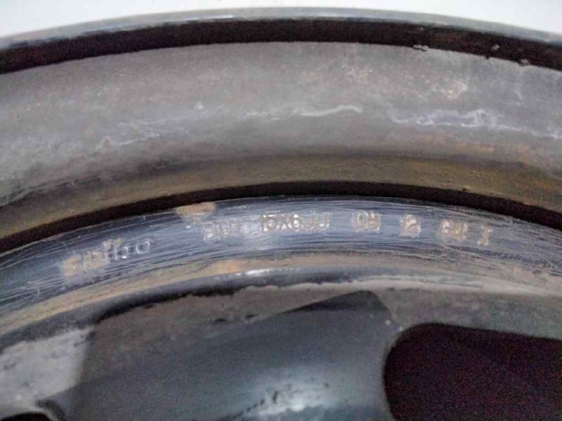 Recambio de llanta hierro para kia carnival ii 2.9 crdi lx referencia OEM IAM 155TORNILLOS  