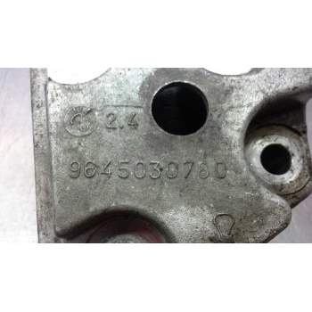 Recambio de soporte motor derecho inferior para citroën c5 berlina sx (e) referencia OEM IAM 9645030780  