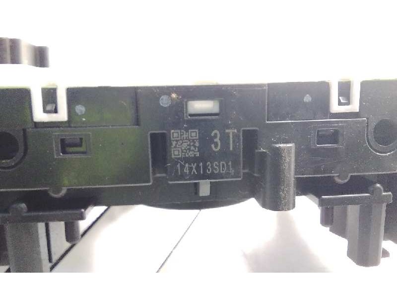 Recambio de mando limpia para nissan x-trail (t32) 360 referencia OEM IAM   