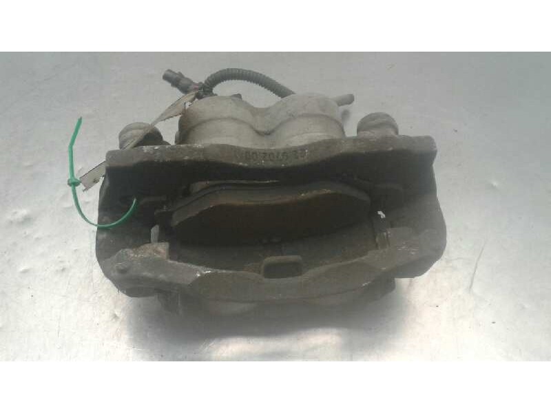 Recambio de pinza freno delantera derecha para nissan cabstar 35.12 referencia OEM IAM 22970200  