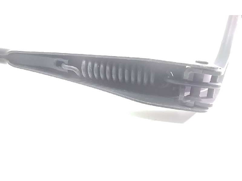 Recambio de brazo limpia delantero derecho para bmw serie 1 berlina (e81/e87) 118d referencia OEM IAM 16997202449  