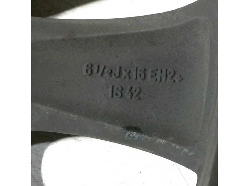 Recambio de llanta aluminio para bmw serie 1 berlina (e81/e87) 118d referencia OEM IAM 16-5-TORNILLOS  