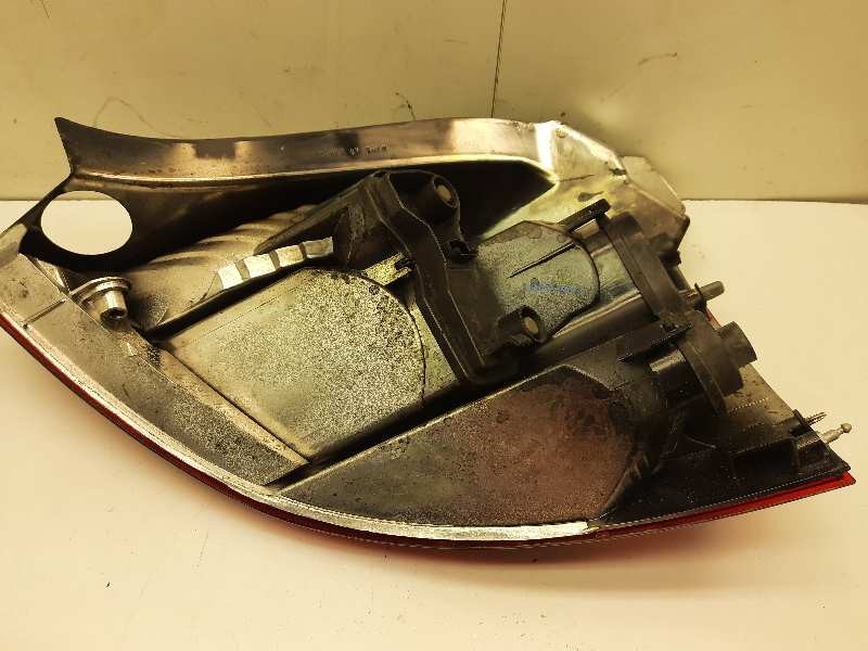 Recambio de piloto trasero izquierdo para renault megane ii berlina 5p authentique referencia OEM IAM   