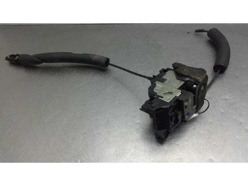 Recambio de cerradura puerta trasera derecha para renault laguna iii expression tomtom referencia OEM IAM 825000003R  