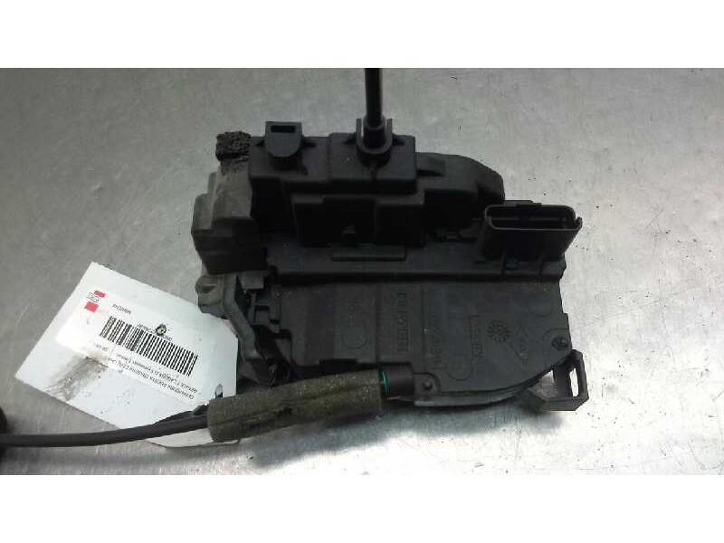 Recambio de cerradura puerta trasera derecha para renault laguna iii expression tomtom referencia OEM IAM 825000003R  