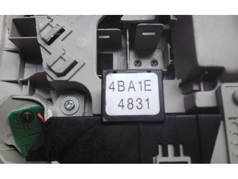 Recambio de luz interior para nissan x-trail (t32) 360 referencia OEM IAM   