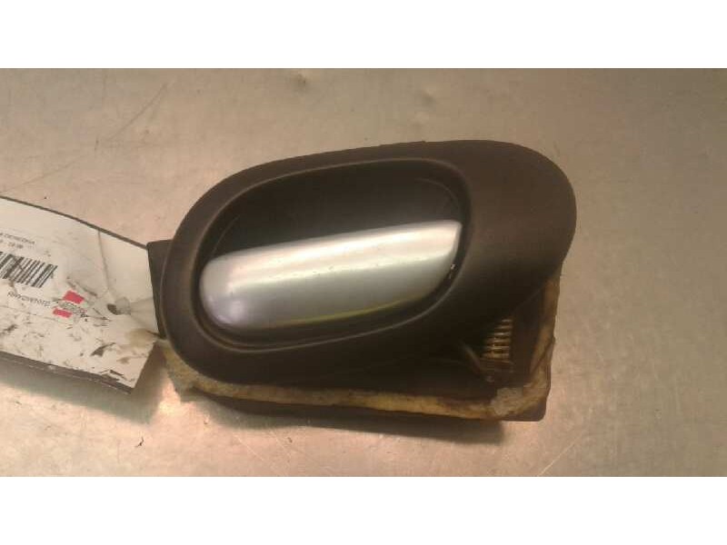 Recambio de maneta interior trasera derecha para peugeot 206 sw xs referencia OEM IAM   