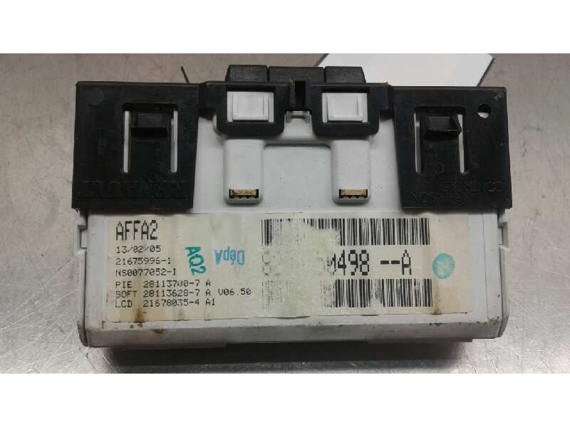 Recambio de pantalla multifuncion para renault megane ii berlina 5p authentique referencia OEM IAM   