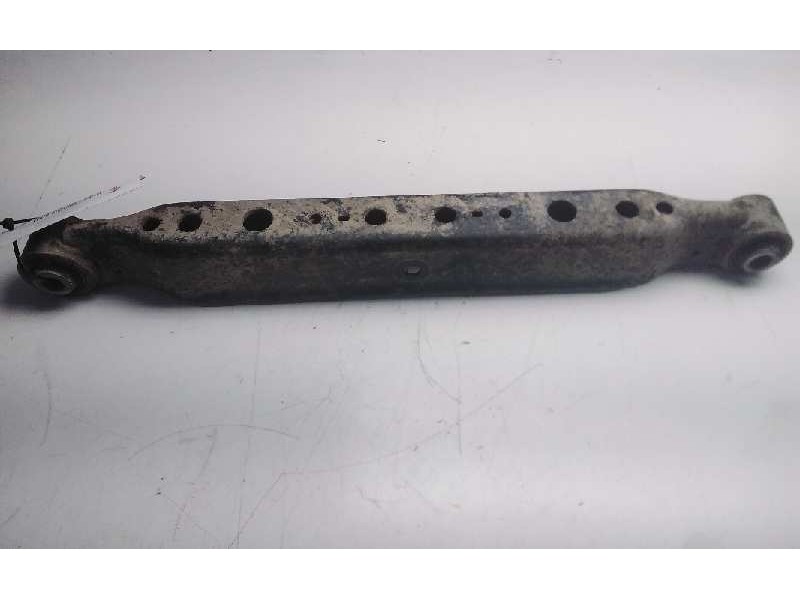 Recambio de brazo suspension inferior trasero derecho para nissan x-trail (t32) 360 referencia OEM IAM   