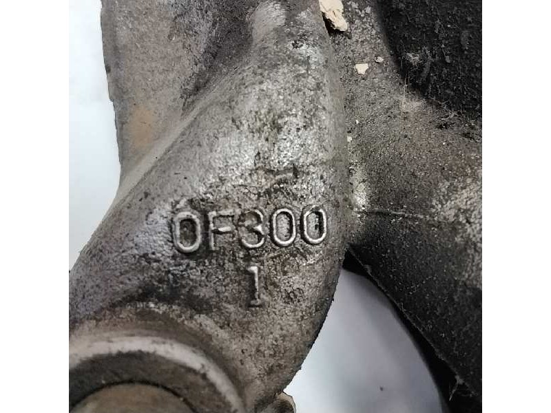 Recambio de colector admision para nissan terrano (wd21) 2.4 cat referencia OEM IAM 0F300  