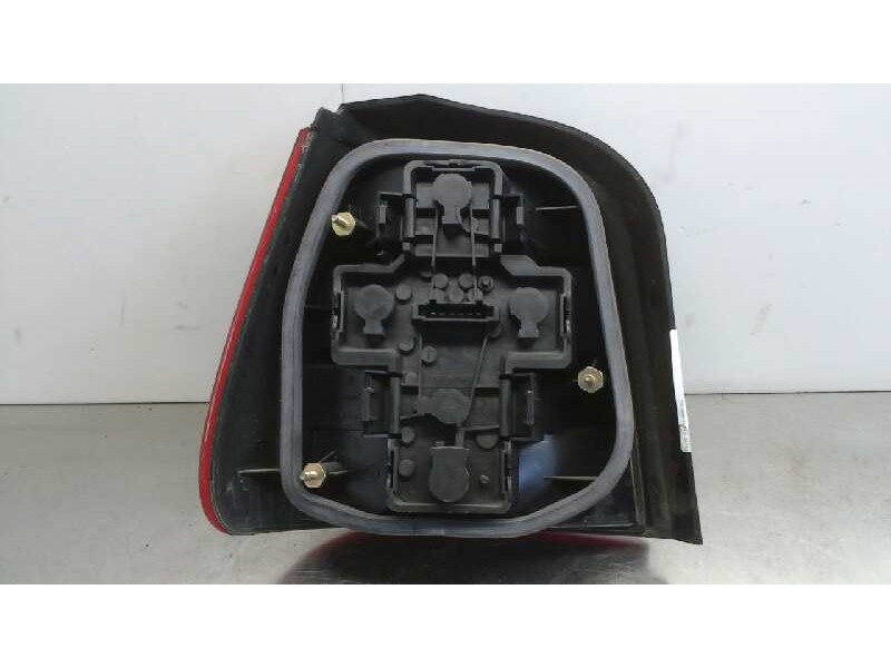 Recambio de piloto trasero derecho para skoda felicia berlina ( 791) glx referencia OEM IAM 098788190A  