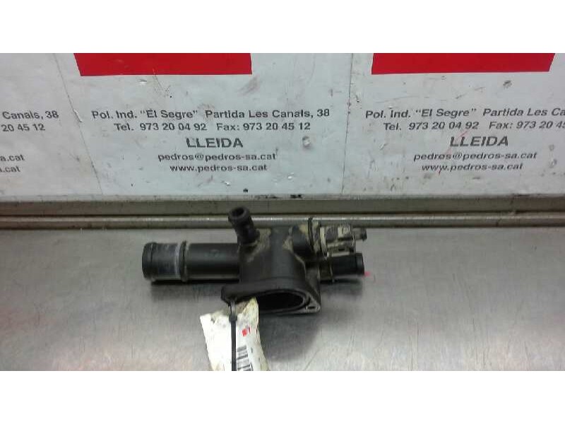 Recambio de caja termostato para volkswagen jetta (1k2) trendline referencia OEM IAM 038121132D  