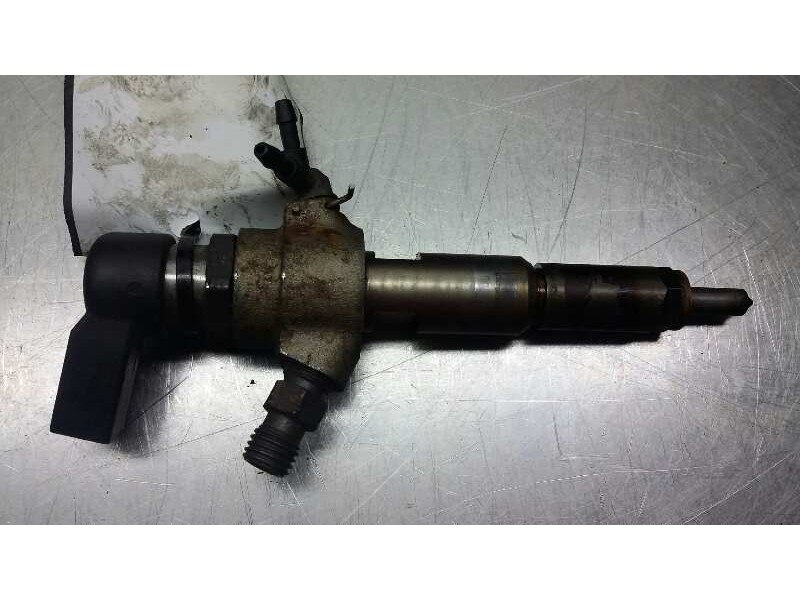 Recambio de inyector para ford fiesta (cbk) trend referencia OEM IAM 9652763280  