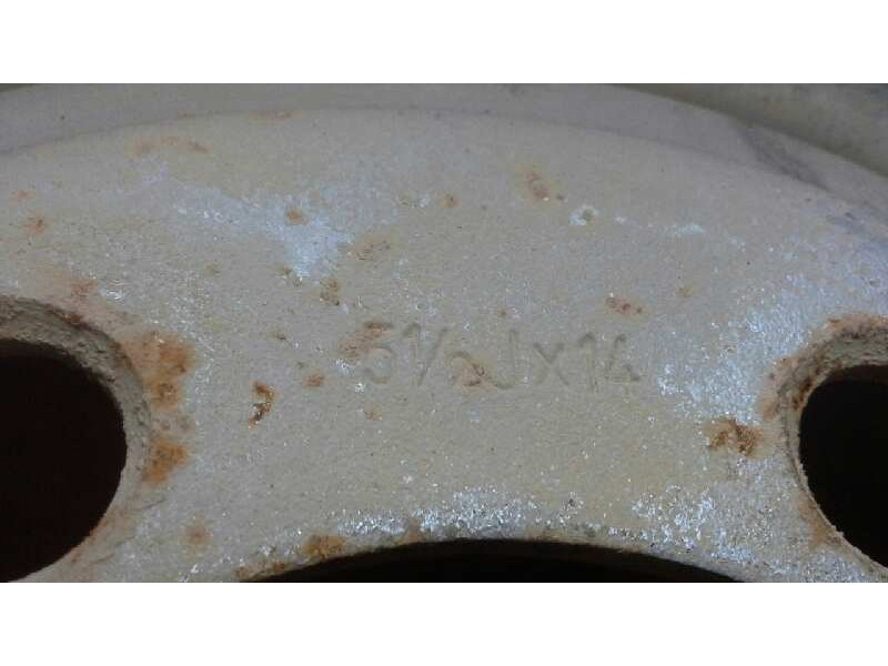 Recambio de llanta hierro para ford transit caja cerrada, corta (fy) (2000 =>) referencia OEM IAM 146TORNILLOS FORD TRANSIT 