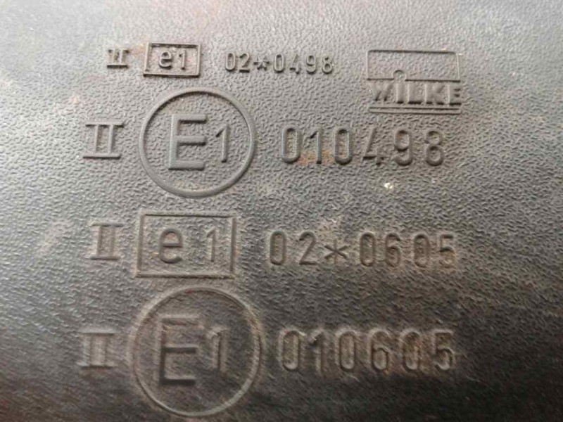 Recambio de retrovisor izquierdo para mercedes vario (tw2) bm 668 / 670 referencia OEM IAM E1010498  