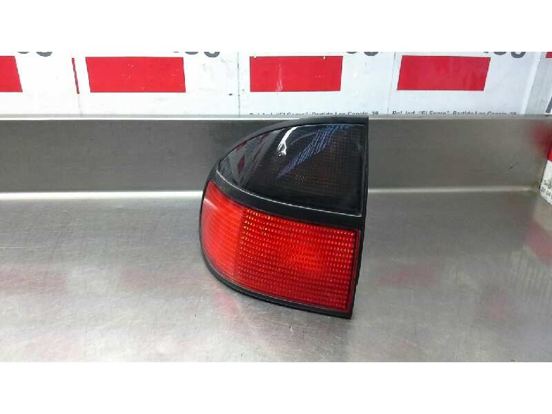 Recambio de piloto trasero izquierdo para renault laguna (b56) 2.2 diesel referencia OEM IAM   