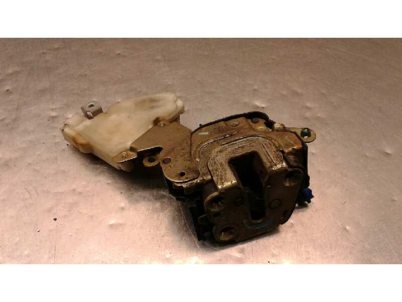 Recambio de cerradura puerta delantera derecha para nissan almera (n16/e) acenta referencia OEM IAM 80502BM660  