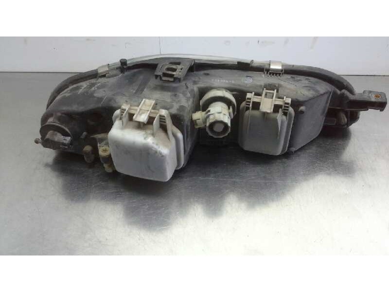 Recambio de faro izquierdo para fiat brava (182) 1.6 16v / 16v 100 sx referencia OEM IAM 0046523123  