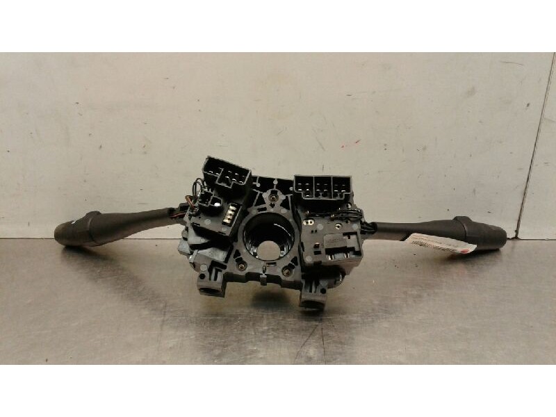 Recambio de mando limpia para nissan almera (n16/e) acenta referencia OEM IAM 54353339  