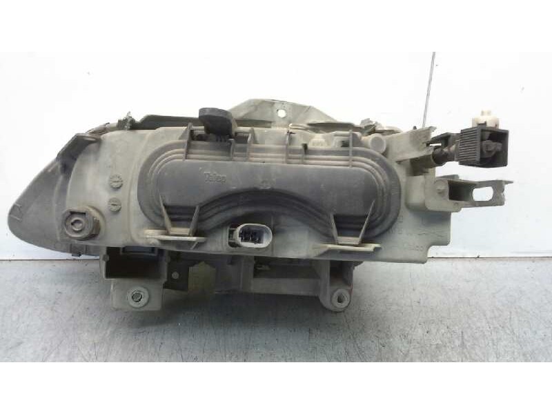 Recambio de faro derecho para renault laguna (b56) 1.8 rn (b56b) referencia OEM IAM 7701038262  
