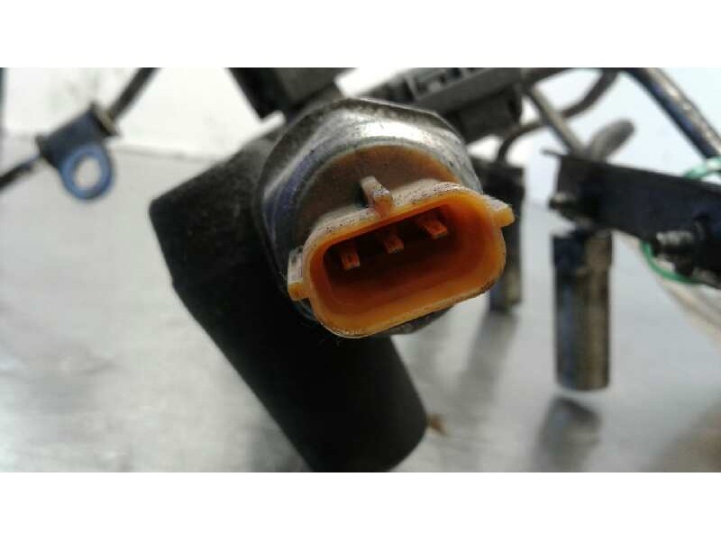 Recambio de rampa inyectora para nissan cabstar 09.06 cabstar 35.xx cabina simple cabina individual referencia OEM IAM 04P0120  