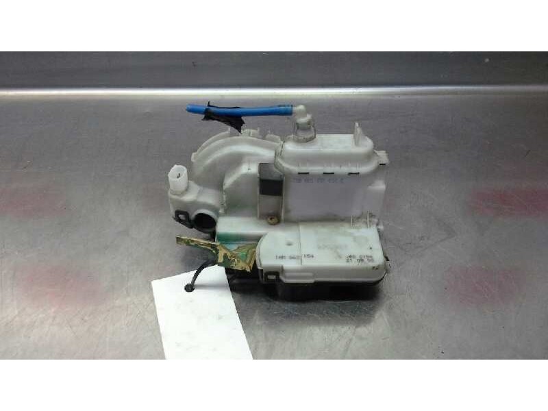 Recambio de cerradura puerta delantera derecha para volkswagen polo berlina (6n1) básico referencia OEM IAM 6N1837016D  