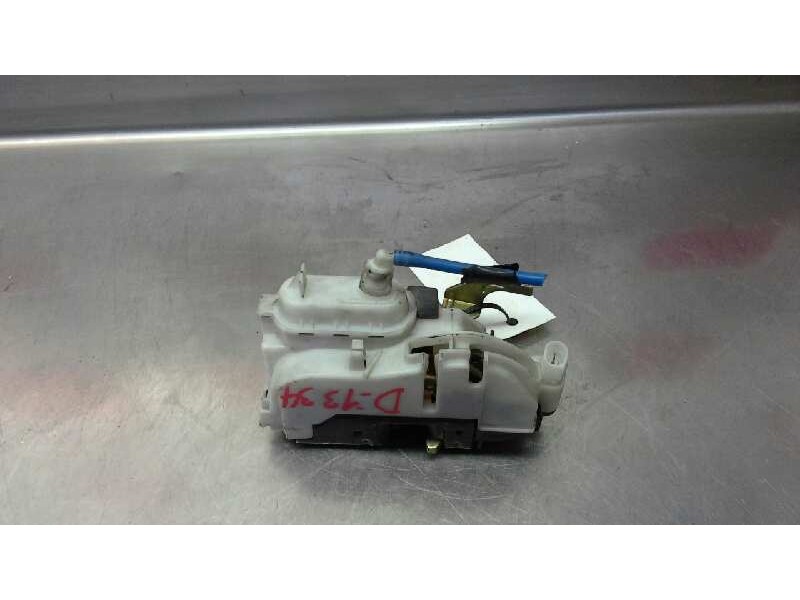 Recambio de cerradura puerta delantera derecha para volkswagen polo berlina (6n1) básico referencia OEM IAM 6N1837016D  