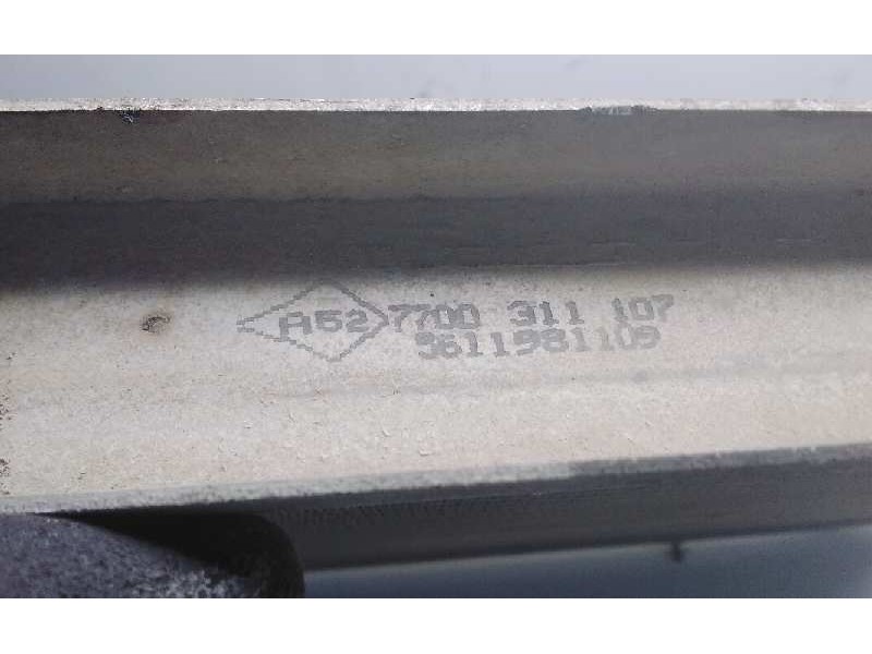 Recambio de radiador agua para renault trafic (desde 5.89) 1.9 diesel referencia OEM IAM 7700311107  