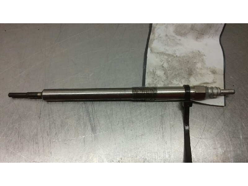 Recambio de calentadores para nissan navara pick-up (d40m) 2.5 dci diesel cat referencia OEM IAM 250603001  