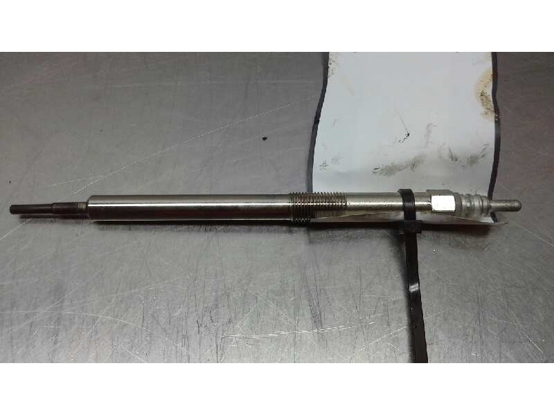 Recambio de calentadores para nissan navara pick-up (d40m) 2.5 dci diesel cat referencia OEM IAM 0250603001  