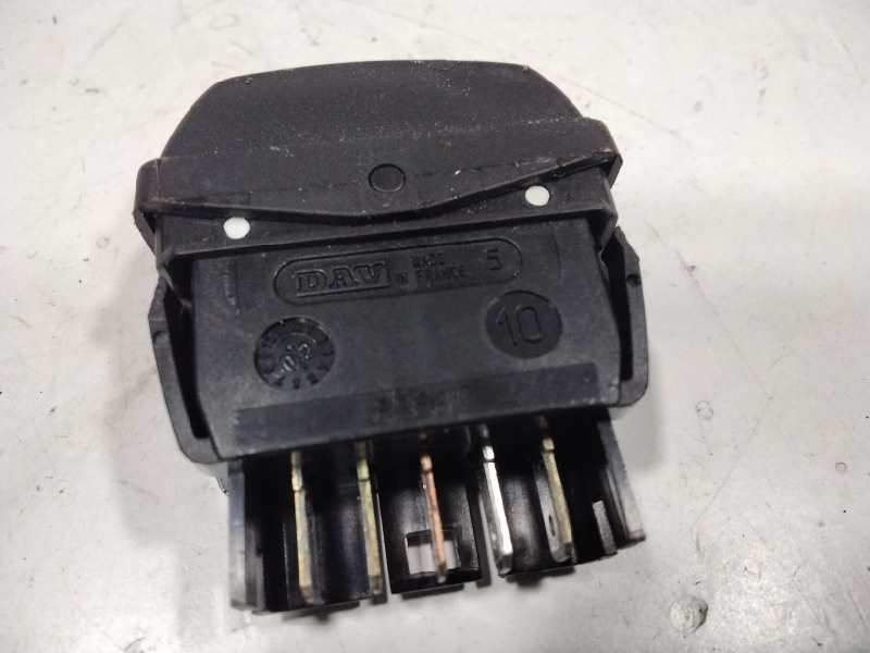 Recambio de mando elevalunas delantero derecho para citroën xsara picasso 1.6 16v exclusive referencia OEM IAM 6552TA  