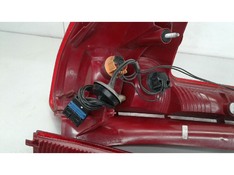 Recambio de piloto trasero derecho para citroen c4 berlina cool referencia OEM IAM   