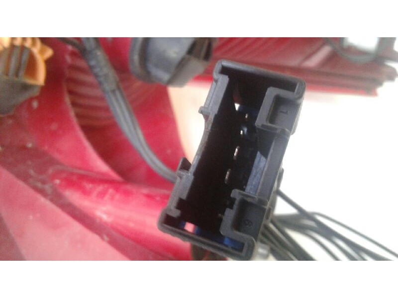 Recambio de piloto trasero izquierdo para citroen c4 berlina cool referencia OEM IAM   