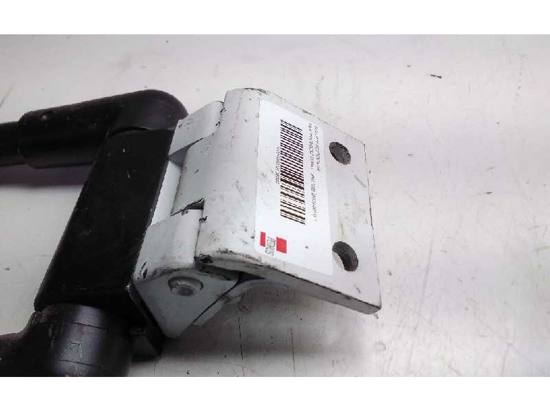 Recambio de soporte retrovisor para mercedes vario (tw2) bm 668 / 670 referencia OEM IAM   