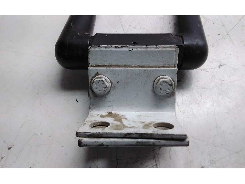 Recambio de soporte retrovisor para mercedes vario (tw2) bm 668 / 670 referencia OEM IAM   