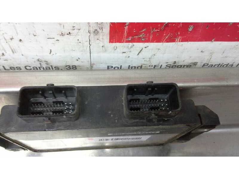 Recambio de centralita motor uce para peugeot 206 berlina xr referencia OEM IAM 9641390180 80924D 9646672880