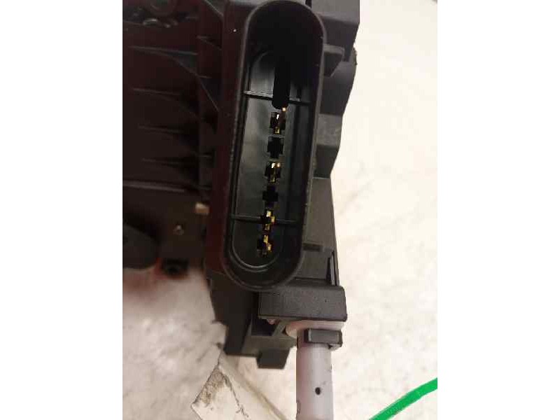 Recambio de cerradura puerta trasera izquierda para ford focus turnier (cb4) referencia OEM IAM 921765103  
