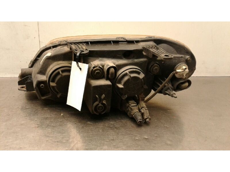 Recambio de faro derecho para kia shuma ii 1.6 ls 4 berlina referencia OEM IAM 0K2NC51030A  