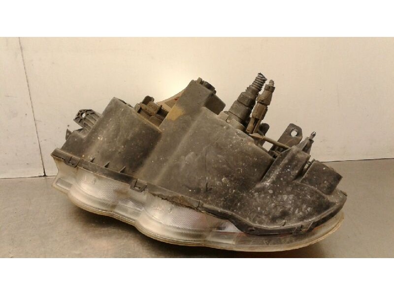 Recambio de faro derecho para kia shuma ii 1.6 ls 4 berlina referencia OEM IAM 0K2NC51030A  