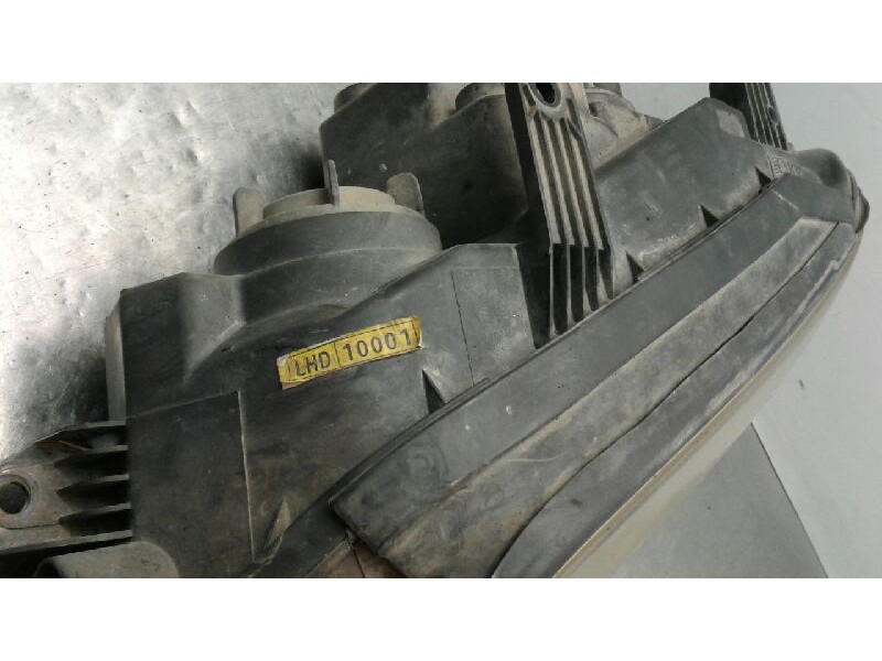 Recambio de faro izquierdo para kia shuma ii 1.6 ls 4 berlina referencia OEM IAM 0K2NC51040A  