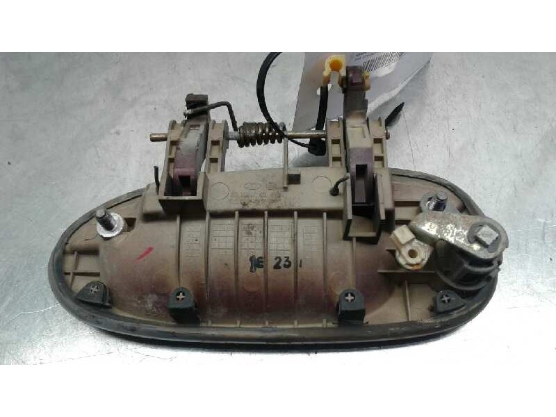 Recambio de maneta exterior delantera derecha para kia shuma ii 1.6 ls 4 berlina referencia OEM IAM 0K2N158410XX  